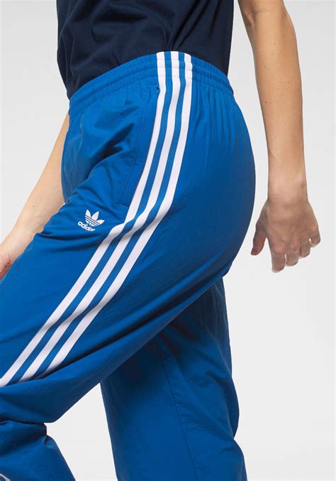 trainingsbroek adidas aanbieding|adidas broek met knopen dames.